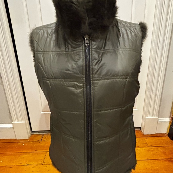 Adrienne Landau Green 💯  real Fur Vest - Picture 9 of 10